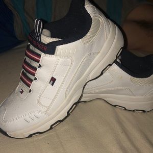 tommy hilfiger sneakers
